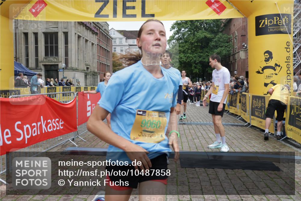 13.09.2026 - Kiel Lauf Yannick Fuchs http://msf.ph/oto/10487858 13.09.2026 10:31:11 Ziel 227, 967, 1187, 1834, 2256, 4771, 5035, 5251, 5612, 7024, 7330, 10780, 11669, 419, 457, 1187, 1574, 1726, 3298, 4933, 5268, 5592, 5745, 6291, 6450, 8862, 9866, 9868, 9919, 10368, 10543, 11040, 11237, 11669, 12566, 1196, 3231, 3727, 4446, 5813, 7335, 7402, 7834, 7863, 8496, 10489, 11329, 314, 457, 629, 2149, 2379, 2441, 2756, 4287, 5592, 5745, 5967, 7703, 9060, 10368, 11237 meine-sportfotos.de
