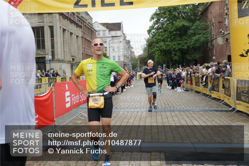 13.09.2026 - Kiel Lauf Yannick Fuchs http://msf.ph/oto/10487877 13.09.2026 10:31:19 Ziel 227, 1834, 2256, 4446, 4771, 5035, 5251, 7024, 7330, 7335, 7402, 7834, 7863, 8496, 10780, 11329, 419, 967, 1187, 1574, 1726, 3298, 4933, 5268, 5612, 6450, 9866, 9868, 9919, 10543, 11040, 11669, 12566, 866, 1076, 1196, 1300, 3231, 3727, 4234, 5071, 5813, 5991, 7476, 7749, 8645, 8761, 9225, 10489, 12361, 5268, 5745, 6291, 8862, 9866, 9868, 10368, 11237 meine-sportfotos.de