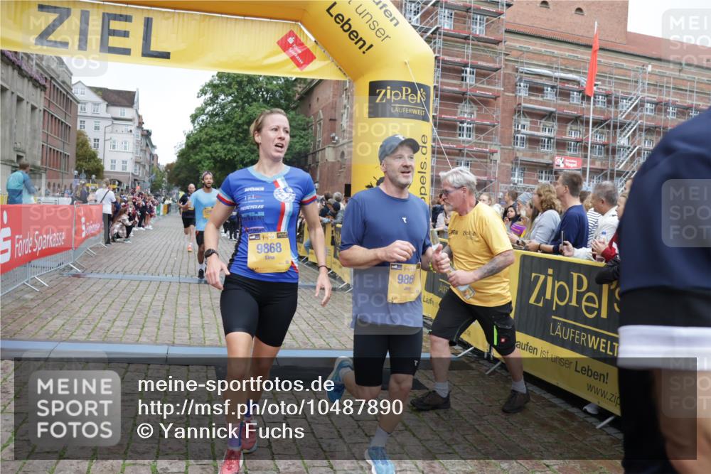 13.09.2026 - Kiel Lauf Yannick Fuchs http://msf.ph/oto/10487890 13.09.2026 10:31:23 Ziel 227, 1834, 3231, 3727, 4446, 5035, 5251, 5813, 7335, 7402, 7834, 7863, 8496, 10780, 11329, 419, 967, 1187, 1574, 1726, 1834, 2256, 3298, 4771, 4933, 5612, 6450, 7024, 7330, 9919, 10543, 11040, 11669, 12566, 866, 900, 1076, 1196, 1300, 1626, 4234, 4616, 5071, 5868, 5870, 5991, 6045, 6220, 7476, 7749, 8531, 8645, 8761, 9225, 10489, 12361, 1726, 5268, 6291, 8862, 9866, 9868, 12566 meine-sportfotos.de