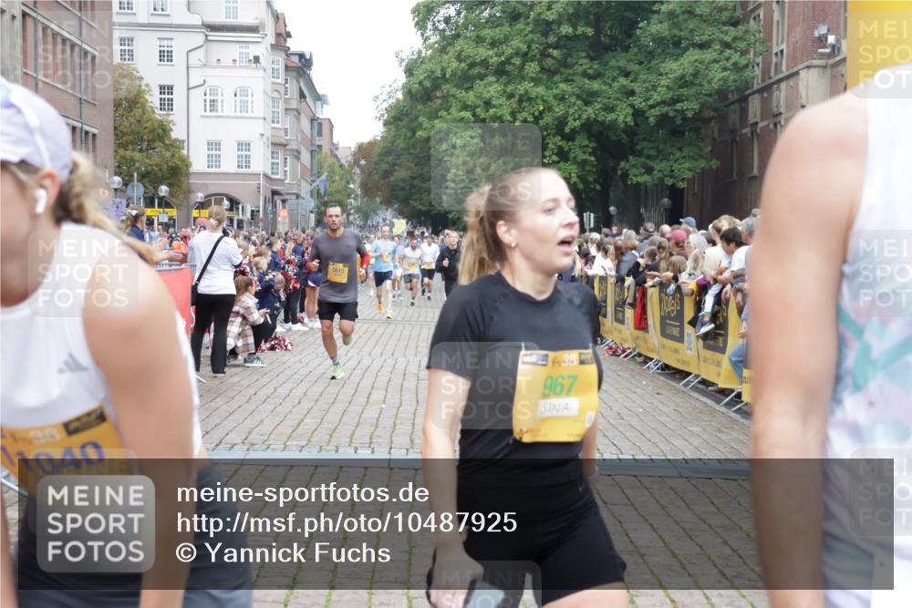 13.09.2026 - Kiel Lauf Yannick Fuchs http://msf.ph/oto/10487925 13.09.2026 10:31:40 Ziel 866, 900, 1076, 1196, 1300, 1626, 1981, 4234, 4616, 5071, 5868, 5870, 5991, 6045, 6220, 7476, 7749, 8531, 8645, 8761, 9225, 10489, 12361, 227, 1196, 1834, 2256, 3231, 3727, 4446, 4771, 5035, 5251, 5612, 5813, 7024, 7330, 7335, 7402, 7834, 7863, 8496, 10780, 11329, 577, 1403, 1406, 2389, 4816, 4900, 5134, 6985, 7375, 8837, 8958, 9438, 10768, 11193, 12024, 12028, 12058, 419, 967, 1187, 5612, 9919, 11040, 11669 meine-sportfotos.de