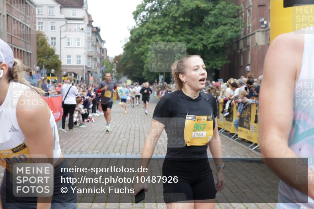 13.09.2026 - Kiel Lauf Yannick Fuchs http://msf.ph/oto/10487926 13.09.2026 10:31:40 Ziel 866, 900, 1076, 1196, 1300, 1626, 1981, 4234, 4616, 5071, 5868, 5870, 5991, 6045, 6220, 7476, 7749, 8531, 8645, 8761, 9225, 10489, 12361, 227, 1196, 1834, 2256, 3231, 3727, 4446, 4771, 5035, 5251, 5612, 5813, 7024, 7330, 7335, 7402, 7834, 7863, 8496, 10780, 11329, 577, 1403, 1406, 2389, 4816, 4900, 5134, 6985, 7375, 8837, 8958, 9438, 10768, 11193, 12024, 12028, 12058, 419, 967, 1187, 5612, 9919, 11040, 11669 meine-sportfotos.de