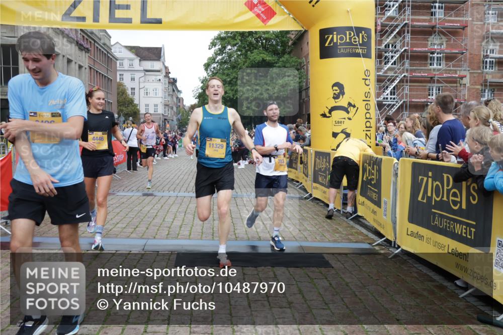 13.09.2026 - Kiel Lauf Yannick Fuchs http://msf.ph/oto/10487970 13.09.2026 10:31:58 Ziel 520, 577, 1403, 1406, 2389, 2990, 4816, 4900, 8837, 8958, 9438, 10768, 11193, 12024, 12058, 12127, 866, 900, 1076, 1196, 1300, 1626, 1981, 3231, 3727, 4234, 4616, 5071, 5134, 5813, 5868, 5870, 5991, 6045, 6220, 6985, 7335, 7375, 7476, 7749, 8531, 8645, 8761, 9225, 10489, 10768, 12028, 12361, 153, 1239, 2716, 3353, 3570, 4079, 4903, 5965, 8376, 8465, 8489, 10087, 10981, 11416, 11722, 11927, 11975, 12761, 227, 3727, 4446, 7834, 8496 meine-sportfotos.de
