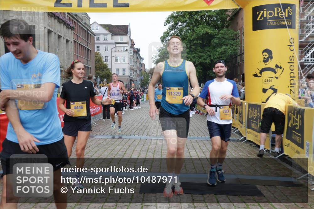 13.09.2026 - Kiel Lauf Yannick Fuchs http://msf.ph/oto/10487971 13.09.2026 10:31:58 Ziel 520, 577, 1403, 1406, 2389, 2990, 4816, 4900, 8837, 8958, 9438, 10768, 11193, 12024, 12058, 12127, 866, 900, 1076, 1196, 1300, 1626, 1981, 3231, 3727, 4234, 4616, 5071, 5134, 5813, 5868, 5870, 5991, 6045, 6220, 6985, 7335, 7375, 7476, 7749, 8531, 8645, 8761, 9225, 10489, 10768, 12028, 12361, 153, 1239, 2716, 3353, 3570, 4079, 4903, 5965, 8376, 8465, 8489, 10087, 10981, 11416, 11722, 11927, 11975, 12761, 227, 3727, 4446, 7834, 8496 meine-sportfotos.de