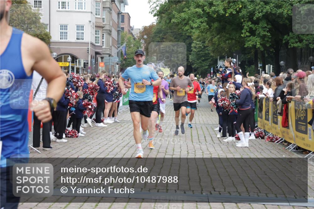 13.09.2026 - Kiel Lauf Yannick Fuchs http://msf.ph/oto/10487988 13.09.2026 10:32:03 Ziel 153, 520, 577, 1239, 1403, 1406, 2389, 2990, 4816, 4900, 4903, 5965, 8465, 8958, 11722, 11927, 11975, 12024, 12058, 12127, 866, 900, 1076, 1196, 1300, 1626, 1981, 4234, 4616, 5071, 5134, 5868, 5870, 5991, 6045, 6220, 6985, 7375, 7476, 7749, 8531, 8645, 8761, 8837, 9225, 9438, 10489, 10768, 11193, 12028, 12058, 12361, 524, 2716, 3353, 3570, 3923, 4079, 7790, 8376, 8489, 8878, 10087, 10981, 11416, 11451, 11612, 12761, 1196, 3231, 3727, 4446, 7834, 8496 meine-sportfotos.de