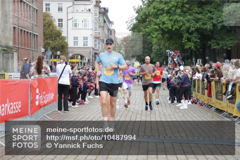 13.09.2026 - Kiel Lauf Yannick Fuchs http://msf.ph/oto/10487994 13.09.2026 10:32:04 Ziel 153, 520, 577, 1239, 1403, 1406, 2389, 2990, 4816, 4900, 4903, 5965, 8465, 8958, 10087, 11416, 11722, 11927, 11975, 12024, 12127, 866, 900, 1076, 1196, 1300, 1626, 1981, 4234, 4616, 4900, 5071, 5134, 5868, 5870, 5991, 6045, 6220, 6985, 7375, 7476, 7749, 8531, 8645, 8761, 8837, 8958, 9225, 9438, 10489, 10768, 11193, 12028, 12058, 12361, 524, 2716, 3353, 3570, 3923, 4079, 4349, 7790, 8376, 8489, 8878, 10981, 11451, 11612, 12761, 866, 1196, 3231, 3727, 4446, 7834 meine-sportfotos.de
