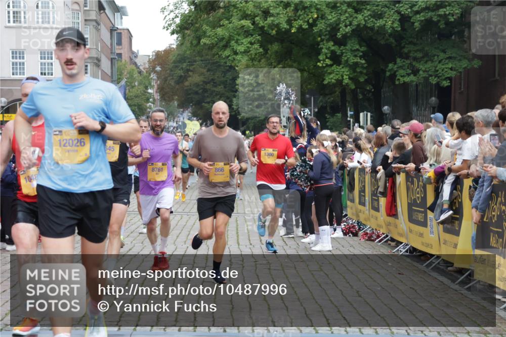 13.09.2026 - Kiel Lauf Yannick Fuchs http://msf.ph/oto/10487996 13.09.2026 10:32:05 Ziel 153, 520, 577, 1239, 1403, 1406, 2389, 2990, 4816, 4903, 5965, 8465, 10087, 10981, 11416, 11722, 11927, 11975, 12024, 12127, 866, 900, 1076, 1196, 1300, 1406, 1626, 1981, 2389, 4234, 4616, 4900, 5071, 5134, 5868, 5870, 5991, 6045, 6220, 6985, 7375, 7476, 7749, 8531, 8645, 8761, 8837, 8958, 9225, 9438, 10489, 10768, 11193, 12024, 12028, 12058, 12361, 524, 2716, 3353, 3570, 3923, 4079, 4349, 6435, 7790, 8376, 8489, 8878, 11451, 11612, 12761, 866, 1196, 1300, 3231, 3727 meine-sportfotos.de