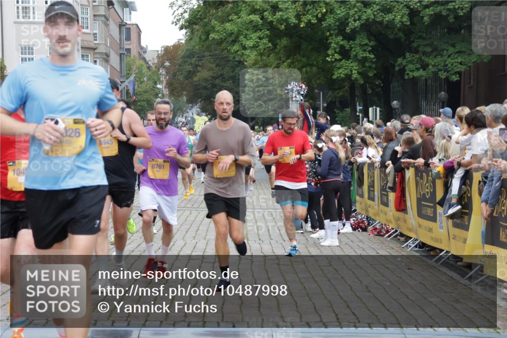 13.09.2026 - Kiel Lauf Yannick Fuchs http://msf.ph/oto/10487998 13.09.2026 10:32:05 Ziel 153, 520, 577, 1239, 1403, 1406, 2389, 2990, 4816, 4903, 5965, 8465, 10087, 10981, 11416, 11722, 11927, 11975, 12024, 12127, 866, 900, 1076, 1196, 1300, 1406, 1626, 1981, 2389, 4234, 4616, 4900, 5071, 5134, 5868, 5870, 5991, 6045, 6220, 6985, 7375, 7476, 7749, 8531, 8645, 8761, 8837, 8958, 9225, 9438, 10489, 10768, 11193, 12024, 12028, 12058, 12361, 524, 2716, 3353, 3570, 3923, 4079, 4349, 6435, 7790, 8376, 8489, 8878, 11451, 11612, 12761, 866, 1196, 1300, 3231, 3727 meine-sportfotos.de