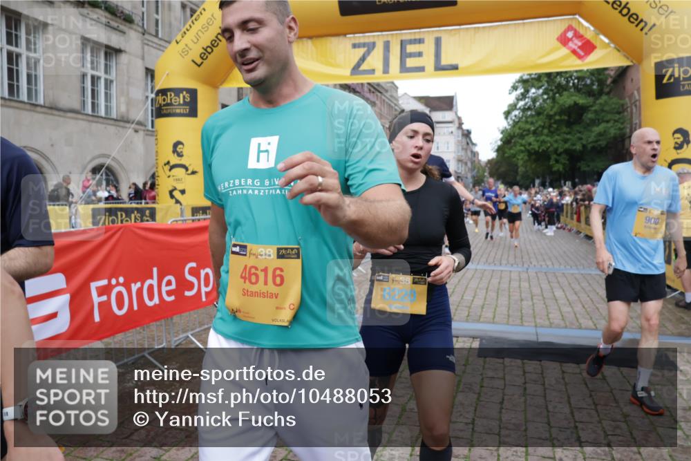 13.09.2026 - Kiel Lauf Yannick Fuchs http://msf.ph/oto/10488053 13.09.2026 10:32:19 Ziel 524, 2716, 3353, 3570, 3923, 4079, 4349, 7790, 8376, 8489, 8878, 10087, 10981, 11416, 11451, 11612, 12761, 153, 520, 577, 1239, 1403, 1406, 1981, 2389, 2990, 4816, 4900, 4903, 5134, 5965, 6985, 7375, 8465, 8837, 8958, 9438, 10087, 10768, 11193, 11416, 11722, 11927, 11975, 12024, 12028, 12058, 12127, 870, 1393, 3170, 4236, 4512, 6435, 8033, 8621, 8683, 9123, 11299, 11319, 12071, 12367, 900, 1076, 1626, 1981, 4616, 5071, 5134, 5868, 5870, 6985, 7375 meine-sportfotos.de