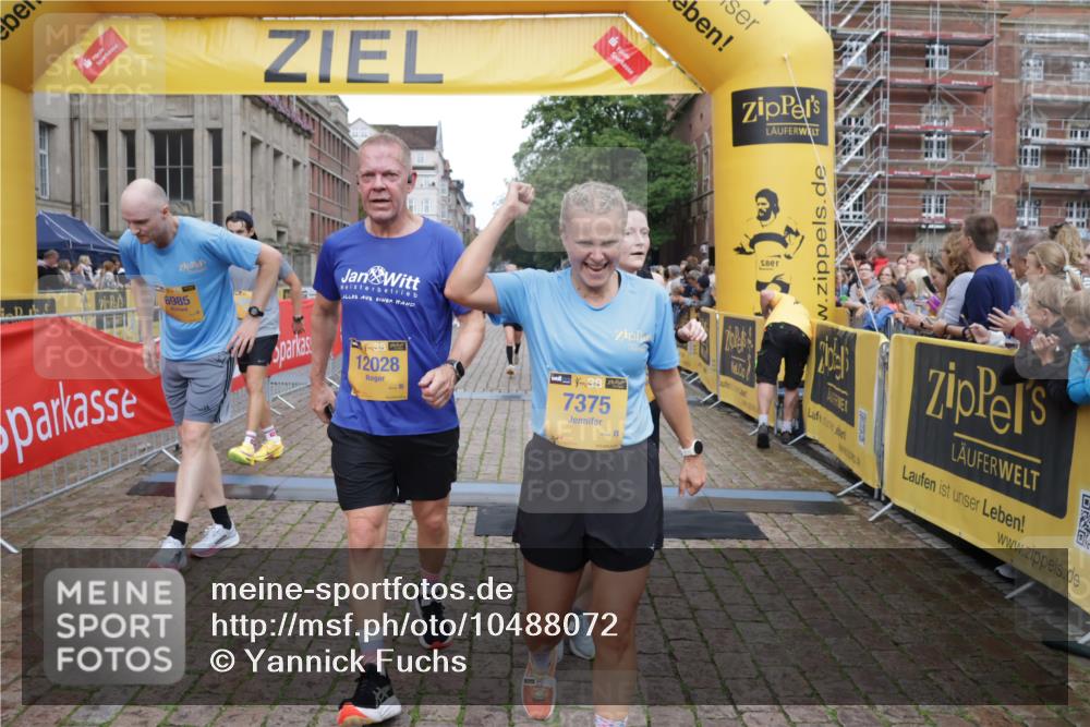 13.09.2026 - Kiel Lauf Yannick Fuchs http://msf.ph/oto/10488072 13.09.2026 10:32:24 Ziel 524, 3170, 3353, 3570, 3923, 4079, 4349, 6435, 7790, 8376, 8878, 11451, 11612, 12071, 12367, 12761, 153, 520, 577, 1239, 1403, 1406, 2389, 2716, 2990, 3353, 4816, 4900, 4903, 5965, 8465, 8489, 8837, 8958, 9438, 10087, 10981, 11193, 11416, 11722, 11927, 11975, 12024, 12058, 12127, 870, 875, 1393, 1612, 1801, 4236, 4512, 4963, 5721, 7471, 7650, 8033, 8621, 8683, 9123, 11299, 11319, 12353, 900, 1981, 5134, 5870, 6985, 7375, 8837, 9438, 10768 meine-sportfotos.de