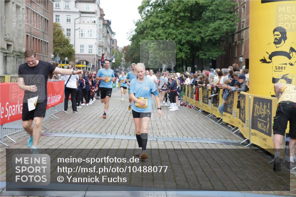 13.09.2026 - Kiel Lauf Yannick Fuchs http://msf.ph/oto/10488077 13.09.2026 10:32:26 Ziel 524, 3170, 3570, 3923, 4079, 4349, 4512, 6435, 7790, 8376, 8878, 11319, 11451, 11612, 12071, 12367, 12761, 153, 520, 577, 1239, 1403, 1406, 2389, 2716, 2990, 3353, 3570, 4816, 4900, 4903, 5965, 8376, 8465, 8489, 8837, 8958, 10087, 10981, 11416, 11722, 11927, 11975, 12024, 12058, 12127, 342, 870, 875, 1393, 1612, 1801, 4236, 4393, 4963, 5721, 7471, 7650, 8033, 8621, 8683, 9123, 11299, 11597, 12353, 12728, 1981, 4900, 5134, 6985, 7375, 8837, 8958, 9438, 10768 meine-sportfotos.de