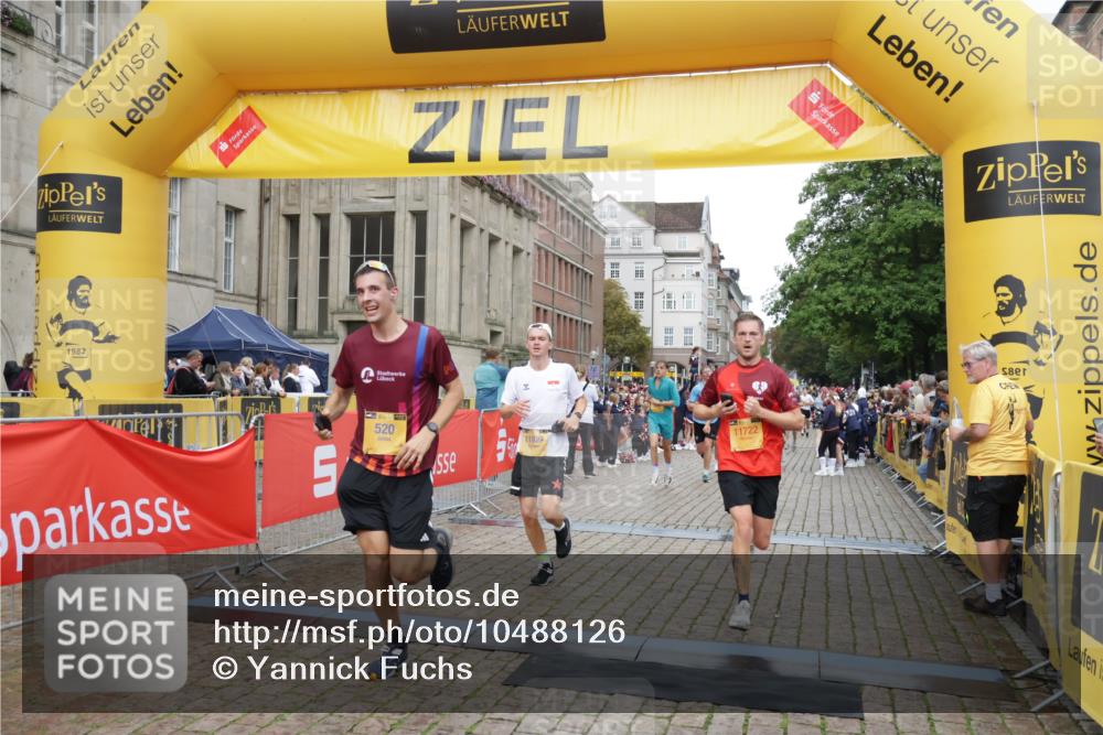 13.09.2026 - Kiel Lauf Yannick Fuchs http://msf.ph/oto/10488126 13.09.2026 10:32:39 Ziel 870, 875, 1393, 1612, 1801, 4236, 4512, 4963, 5721, 7471, 7650, 8033, 8621, 8683, 9123, 11299, 11319, 12353, 153, 524, 1239, 2716, 3170, 3353, 3570, 3923, 4079, 4349, 4903, 5965, 6435, 7790, 8376, 8465, 8489, 8878, 10087, 10981, 11416, 11451, 11612, 11722, 11927, 11975, 12071, 12367, 12761, 32, 342, 1467, 3327, 4393, 6337, 9222, 9879, 10338, 11597, 12728, 153, 520, 1239, 1403, 2990, 4816, 4903, 5965, 11722, 11927, 11975, 12127 meine-sportfotos.de