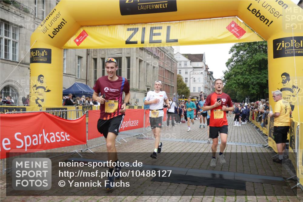 13.09.2026 - Kiel Lauf Yannick Fuchs http://msf.ph/oto/10488127 13.09.2026 10:32:40 Ziel 870, 875, 1393, 1612, 1801, 4236, 4393, 4512, 4963, 5721, 7471, 7650, 8033, 8621, 8683, 9123, 11299, 11319, 12353, 153, 524, 1239, 2716, 3170, 3353, 3570, 3923, 4079, 4349, 4512, 4903, 5965, 6435, 7790, 8376, 8465, 8489, 8878, 10087, 10981, 11416, 11451, 11612, 11975, 12071, 12367, 12761, 32, 342, 1467, 3327, 6337, 9222, 9879, 10338, 11597, 12728, 153, 520, 1239, 2990, 4816, 4903, 5965, 8465, 11722, 11927, 11975, 12127 meine-sportfotos.de