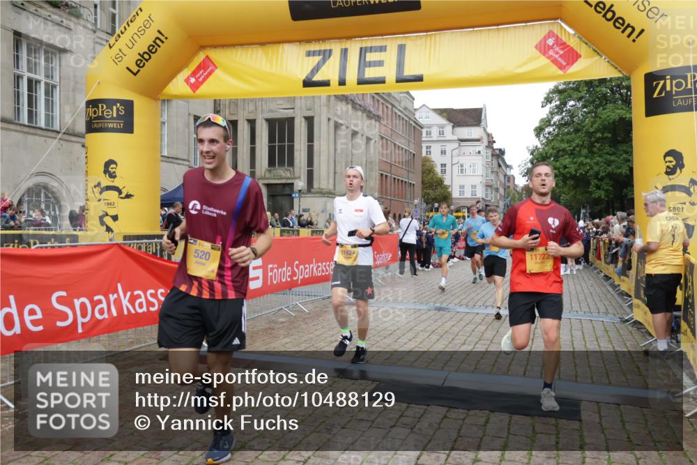 13.09.2026 - Kiel Lauf Yannick Fuchs http://msf.ph/oto/10488129 13.09.2026 10:32:40 Ziel 870, 875, 1393, 1612, 1801, 4236, 4393, 4512, 4963, 5721, 7471, 7650, 8033, 8621, 8683, 9123, 11299, 11319, 12353, 153, 524, 1239, 2716, 3170, 3353, 3570, 3923, 4079, 4349, 4512, 4903, 5965, 6435, 7790, 8376, 8465, 8489, 8878, 10087, 10981, 11416, 11451, 11612, 11975, 12071, 12367, 12761, 32, 342, 1467, 3327, 6337, 9222, 9879, 10338, 11597, 12728, 153, 520, 1239, 2990, 4816, 4903, 5965, 8465, 11722, 11927, 11975, 12127 meine-sportfotos.de