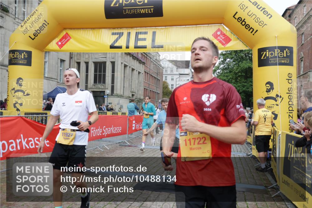 13.09.2026 - Kiel Lauf Yannick Fuchs http://msf.ph/oto/10488134 13.09.2026 10:32:41 Ziel 342, 870, 875, 1393, 1612, 1801, 4236, 4393, 4963, 5721, 7471, 7650, 8033, 8621, 8683, 9123, 11299, 11319, 11597, 12353, 12728, 153, 524, 1239, 2716, 3170, 3353, 3570, 3923, 4079, 4349, 4512, 4903, 5965, 6435, 7790, 8376, 8465, 8489, 8878, 10087, 10981, 11319, 11416, 11451, 11612, 11975, 12071, 12367, 12761, 32, 1467, 3327, 6337, 9222, 9879, 10338, 153, 520, 1239, 2990, 4816, 4903, 5965, 8465, 10087, 11416, 11722, 11927, 11975, 12127 meine-sportfotos.de
