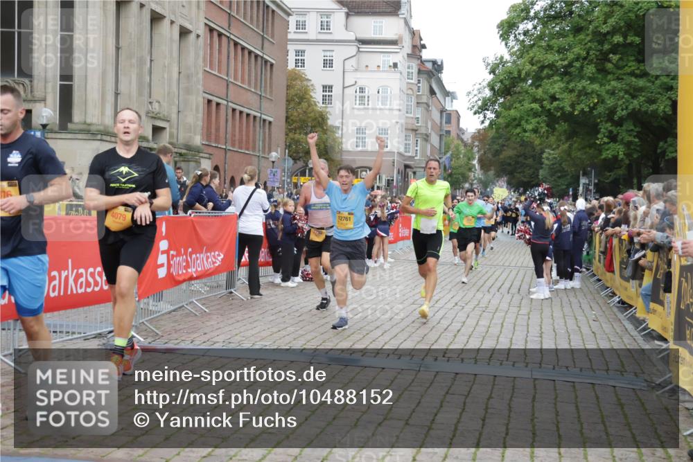 13.09.2026 - Kiel Lauf Yannick Fuchs http://msf.ph/oto/10488152 13.09.2026 10:32:52 Ziel 32, 342, 1467, 1801, 3327, 4393, 4963, 6337, 7471, 7650, 9222, 9879, 10338, 11597, 12353, 12728, 524, 870, 875, 1393, 1612, 1801, 3170, 3923, 4079, 4236, 4349, 4512, 5721, 6435, 7790, 8033, 8621, 8683, 8878, 9123, 11299, 11319, 11451, 11612, 12071, 12353, 12367, 12761, 1327, 3997, 6988, 7030, 10181, 10552, 10773, 2716, 3353, 3570, 4079, 7790, 8376, 8489, 10981, 12761 meine-sportfotos.de