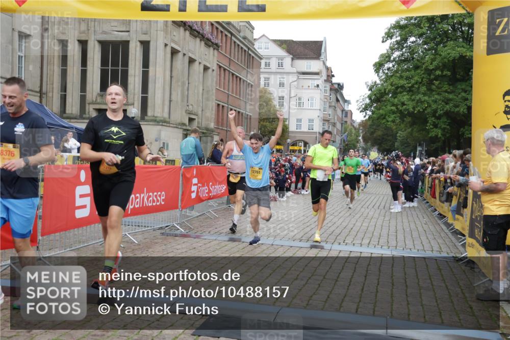 13.09.2026 - Kiel Lauf Yannick Fuchs http://msf.ph/oto/10488157 13.09.2026 10:32:53 Ziel 32, 342, 1467, 3327, 4393, 4963, 6337, 7471, 7650, 9222, 9879, 10338, 11597, 12728, 524, 870, 875, 1393, 1612, 1801, 3170, 3923, 4236, 4349, 4512, 5721, 6435, 7790, 8033, 8621, 8683, 8878, 9123, 11299, 11319, 11451, 11612, 12071, 12353, 12367, 12761, 1327, 3997, 6988, 7030, 8280, 10181, 10552, 10773, 524, 2716, 3353, 3570, 4079, 7790, 8376, 8489, 12761 meine-sportfotos.de