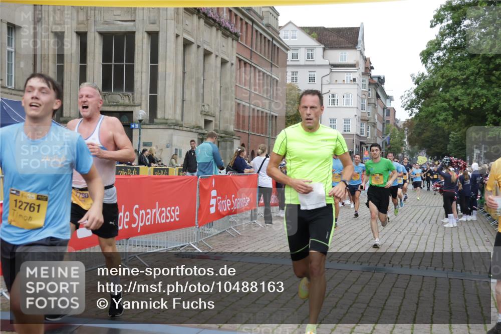 13.09.2026 - Kiel Lauf Yannick Fuchs http://msf.ph/oto/10488163 13.09.2026 10:32:54 Ziel 32, 342, 1467, 3327, 4393, 4963, 6337, 7471, 7650, 9222, 9879, 10338, 11597, 12728, 524, 870, 875, 1393, 1612, 1801, 3170, 3923, 4236, 4349, 4512, 4963, 5721, 6435, 7471, 7650, 7790, 8033, 8621, 8683, 8878, 9123, 11299, 11319, 11451, 11612, 12071, 12353, 12367, 1327, 3997, 6988, 7030, 8280, 10181, 10552, 10773, 11754, 12277, 524, 3353, 3570, 4079, 7790, 8376, 8489, 11451, 12761 meine-sportfotos.de