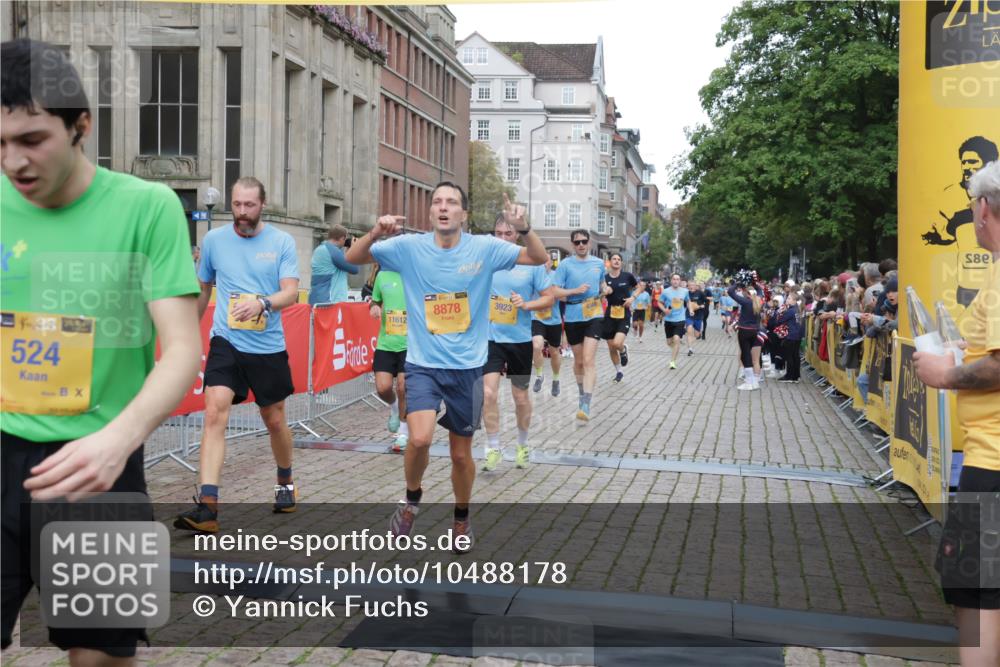 13.09.2026 - Kiel Lauf Yannick Fuchs http://msf.ph/oto/10488178 13.09.2026 10:32:58 Ziel 32, 1467, 3327, 9222, 9879, 342, 870, 875, 1393, 1612, 1801, 3170, 3923, 4236, 4349, 4393, 4512, 4963, 5721, 6337, 6435, 7471, 7650, 8033, 8621, 8683, 8878, 9123, 10338, 11299, 11319, 11597, 11612, 12071, 12353, 12367, 12728, 864, 1327, 1525, 2824, 3997, 4929, 5197, 5274, 5907, 6988, 7030, 7709, 8280, 9411, 9891, 9975, 10181, 10448, 10552, 10773, 11754, 12277, 12339, 524, 3570, 3923, 4079, 4349, 6435, 7790, 8376, 8878, 11451, 11612, 12367, 12761 meine-sportfotos.de