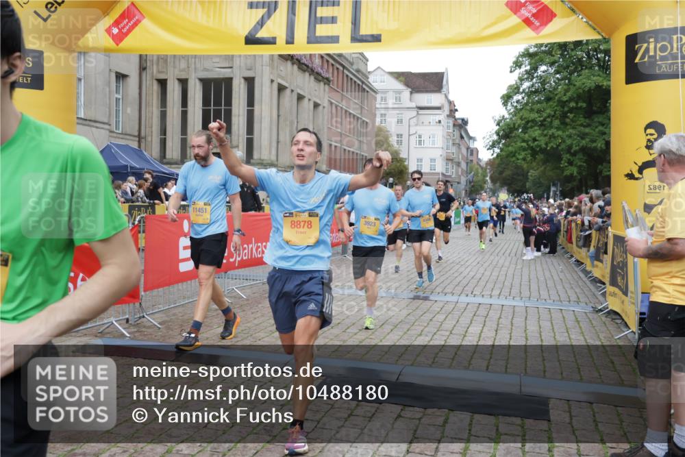 13.09.2026 - Kiel Lauf Yannick Fuchs http://msf.ph/oto/10488180 13.09.2026 10:32:58 Ziel 32, 1467, 3327, 9222, 9879, 342, 870, 875, 1393, 1612, 1801, 3170, 3923, 4236, 4349, 4393, 4512, 4963, 5721, 6337, 6435, 7471, 7650, 8033, 8621, 8683, 8878, 9123, 10338, 11299, 11319, 11597, 11612, 12071, 12353, 12367, 12728, 864, 1327, 1525, 2824, 3997, 4929, 5197, 5274, 5907, 6988, 7030, 7709, 8280, 9411, 9891, 9975, 10181, 10448, 10552, 10773, 11754, 12277, 12339, 524, 3570, 3923, 4079, 4349, 6435, 7790, 8376, 8878, 11451, 11612, 12367, 12761 meine-sportfotos.de