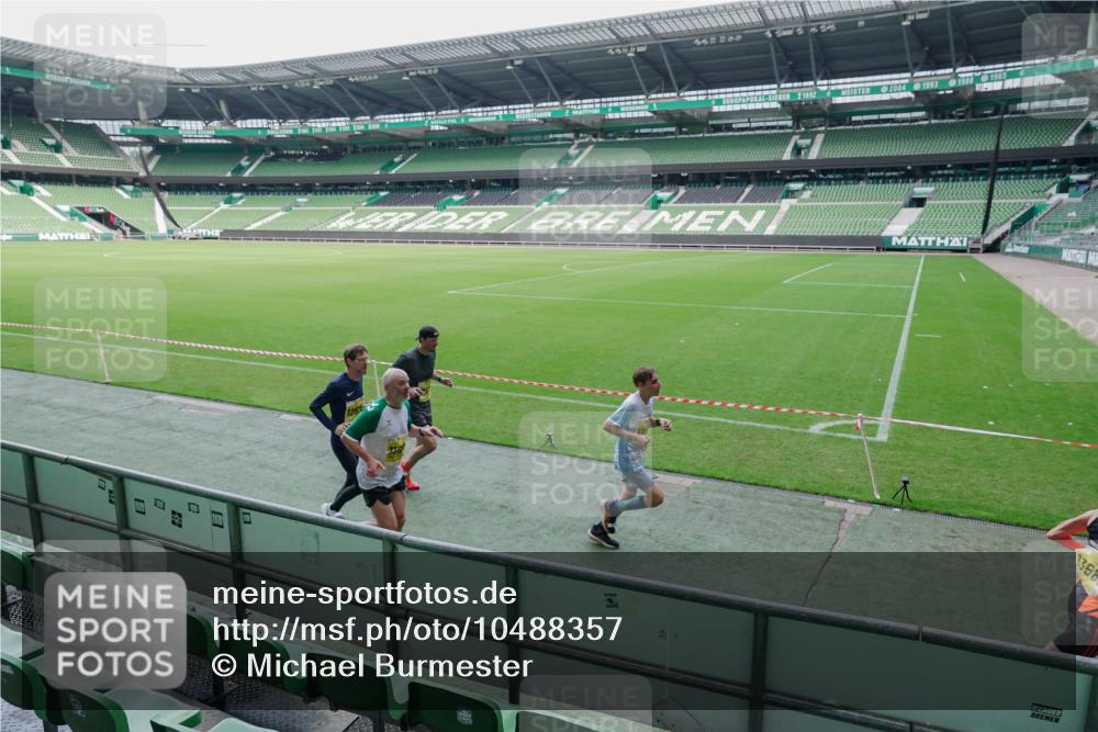 13.09.2026 - 21. swb-Marathon Bremen Michael Burmester http://msf.ph/oto/10488357 13.09.2026 10:24:03 Laufen im Stadion 10235, 10328, 10337, 10341, 10441, 10520, 10575, 10592, 10593, 10618, 10632, 10775, 10782, 10972, 11042, 11127, 11143, 11198, 11201, 11227, 11373, 11426, 11442, 11527, 11607, 11628, 11630, 11632, 11704, 11713, 11721, 11779, 11826, 11895, 11903, 12053, 12144, 12209, 12246, 12281, 12339, 12370, 12395, 12404, 12406, 12426, 12442, 12468, 12469, 12477, 12525, 13513, 13519, 13520, 13556, 13563, 13566, 13580, 13585, 13586, 13616, 13641, 10366 meine-sportfotos.de