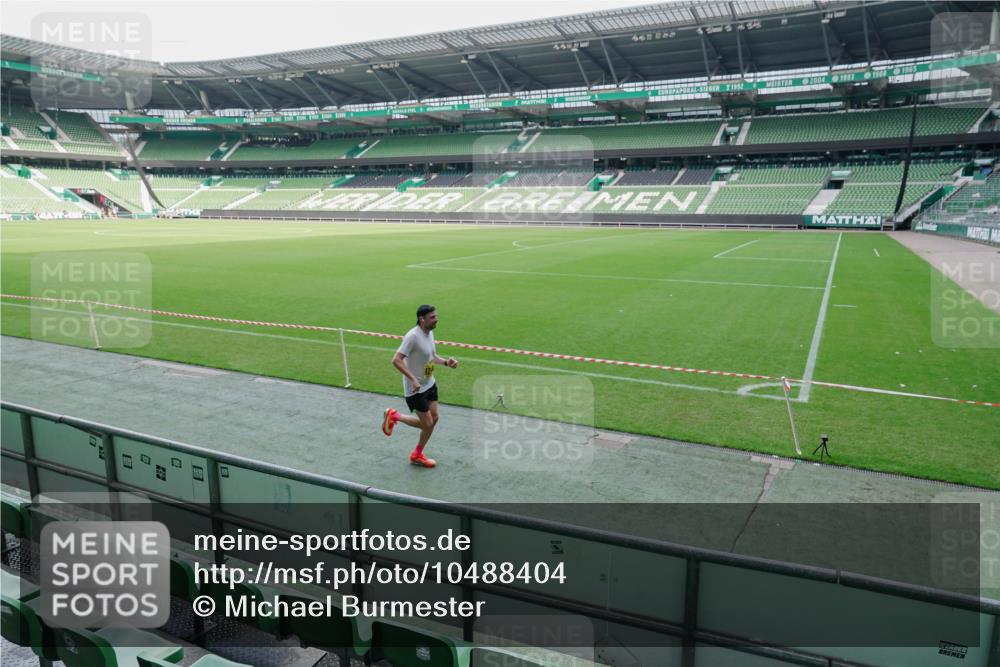 13.09.2026 - 21. swb-Marathon Bremen Michael Burmester http://msf.ph/oto/10488404 13.09.2026 10:26:14 Laufen im Stadion 10096, 10143, 10210, 10214, 10228, 10289, 10312, 10318, 10319, 10336, 10342, 10346, 10352, 10358, 10398, 10436, 10445, 10447, 10454, 10456, 10464, 10504, 10536, 10541, 10583, 10593, 10628, 10735, 10742, 10744, 10806, 10807, 10816, 10861, 10866, 10873, 10987, 10988, 10992, 11015, 11019, 11020, 11063, 11088, 11108, 11130, 11135, 11155, 11187, 11193, 11199, 11209, 11232, 11265, 11312, 11375, 11447, 11468, 11607, 11615, 11704, 11758, 11948, 12426, 13509 meine-sportfotos.de