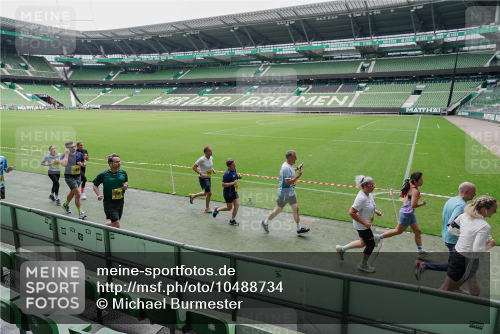 13.09.2026 - 21. swb-Marathon Bremen Michael Burmester http://msf.ph/oto/10488734 13.09.2026 10:33:45 Laufen im Stadion 10018, 10067, 10078, 10166, 10177, 10184, 10203, 10211, 10226, 10236, 10240, 10243, 10249, 10254, 10256, 10297, 10300, 10322, 10355, 10356, 10365, 10372, 10374, 10379, 10383, 10394, 10408, 10415, 10423, 10428, 10460, 10486, 10494, 10530, 10550, 10565, 10578, 10604, 10668, 10669, 10670, 10673, 10675, 10687, 10691, 10699, 10700, 10707, 10721, 10728, 10745, 10749, 10750, 10771, 10772, 10787, 10788, 10794, 10809, 10828, 10857, 10867, 10914, 11126, 11343 meine-sportfotos.de