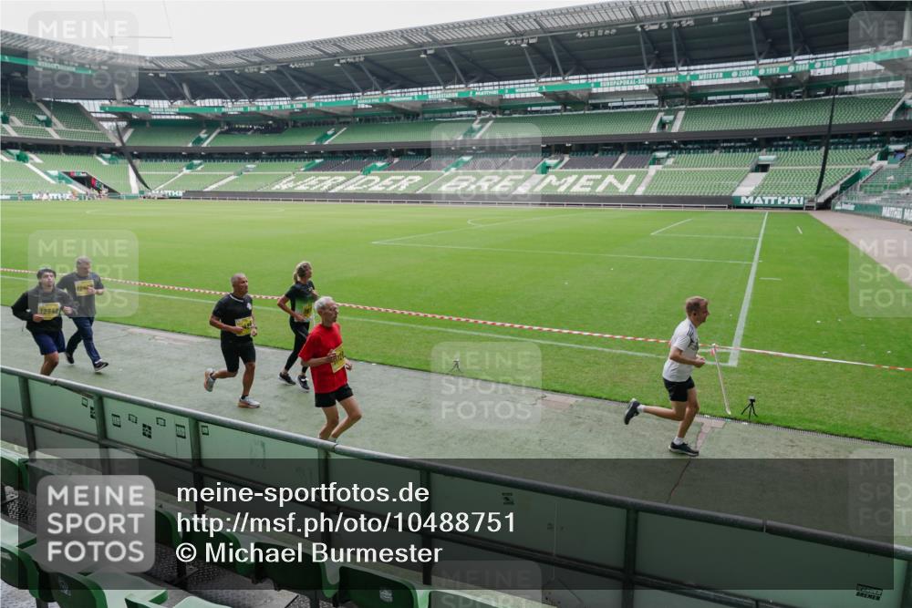 13.09.2026 - 21. swb-Marathon Bremen Michael Burmester http://msf.ph/oto/10488751 13.09.2026 10:34:03 Laufen im Stadion 10018, 10067, 10078, 10147, 10166, 10177, 10184, 10203, 10211, 10236, 10240, 10254, 10297, 10300, 10355, 10356, 10367, 10368, 10369, 10372, 10374, 10379, 10383, 10394, 10408, 10415, 10423, 10428, 10460, 10485, 10494, 10530, 10550, 10559, 10578, 10604, 10639, 10668, 10669, 10673, 10675, 10687, 10691, 10699, 10700, 10728, 10745, 10749, 10750, 10772, 10787, 10788, 10794, 10809, 10828, 10857, 10867, 10914, 10928, 11126, 11162, 11343, 11803, 10146, 10222, 10626 meine-sportfotos.de