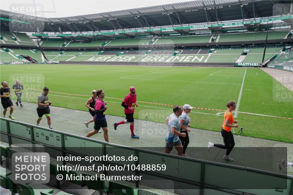 13.09.2026 - 21. swb-Marathon Bremen Michael Burmester http://msf.ph/oto/10488859 13.09.2026 10:36:07 Laufen im Stadion 10092, 10093, 10144, 10152, 10153, 10154, 10157, 10160, 10173, 10175, 10181, 10182, 10185, 10187, 10195, 10198, 10237, 10245, 10251, 10257, 10263, 10272, 10275, 10278, 10291, 10296, 10306, 10309, 10338, 10357, 10377, 10382, 10390, 10403, 10409, 10411, 10420, 10427, 10429, 10439, 10473, 10477, 10481, 10485, 10492, 10497, 10500, 10528, 10531, 10559, 10560, 10569, 10607, 10613, 10617, 10633, 10636, 10647, 10648, 10671, 10672, 10677, 10715, 10928 meine-sportfotos.de