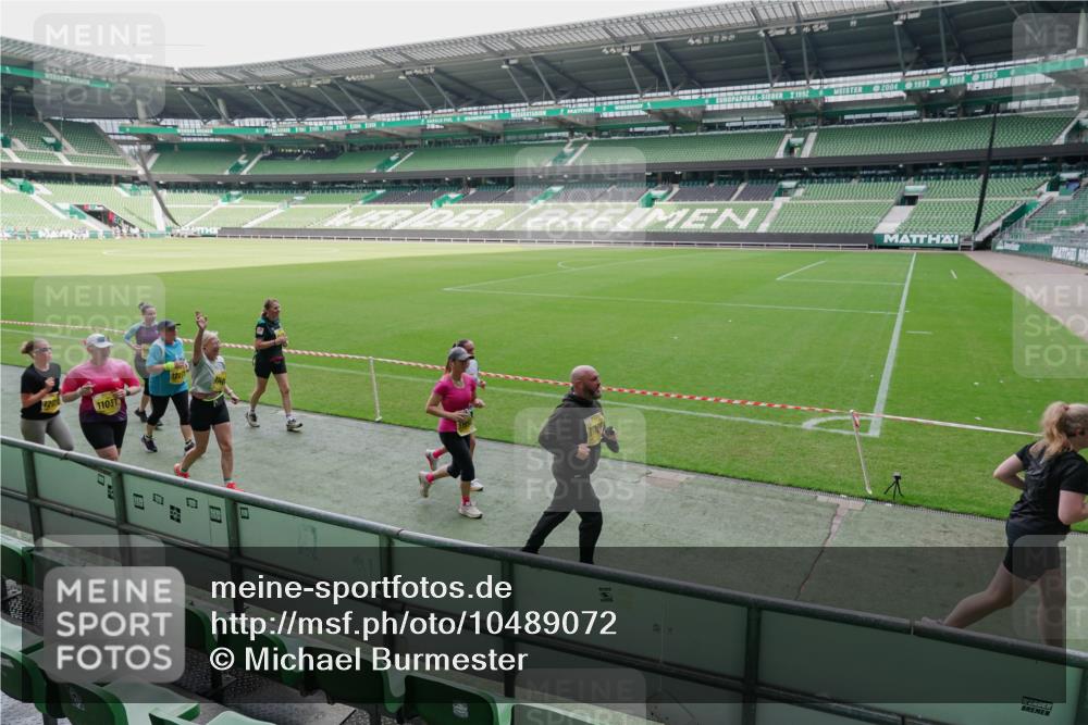 13.09.2026 - 21. swb-Marathon Bremen Michael Burmester http://msf.ph/oto/10489072 13.09.2026 10:39:59 Laufen im Stadion 10135, 10138, 10139, 10156, 10169, 10188, 10204, 10213, 10217, 10229, 10234, 10238, 10259, 10260, 10279, 10280, 10299, 10314, 10321, 10360, 10363, 10364, 10378, 10386, 10404, 10406, 10417, 10424, 10435, 10455, 10457, 10469, 10484, 10493, 10501, 10505, 10510, 10511, 10556, 10570, 10576, 10580, 10582, 10595, 10599, 10609, 10616, 10619, 10630, 10653, 10660, 10662, 10664, 10686, 10696, 10712, 10737, 10743, 10751 meine-sportfotos.de