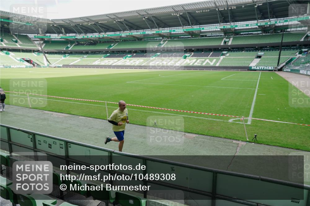 13.09.2026 - 21. swb-Marathon Bremen Michael Burmester http://msf.ph/oto/10489308 13.09.2026 10:44:54 Laufen im Stadion 10137, 10176, 10191, 10192, 10194, 10202, 10242, 10295, 10325, 10335, 10344, 10402, 10430, 10459, 10513, 10524, 10568, 10600, 10605, 10606, 10629, 10651, 10679, 10713, 10756, 10779, 10882, 10899, 10900, 10979, 10997, 10999, 11081, 11200, 11217, 11233, 11264, 11307, 11333, 11337, 11355, 11385, 11408, 11448, 11456, 11461, 11482, 11495, 11629, 11808, 11932, 11943, 12057, 12089, 12151, 12153, 12177, 12178, 12224, 12226, 12311, 12321, 12539, 10148, 10163 meine-sportfotos.de