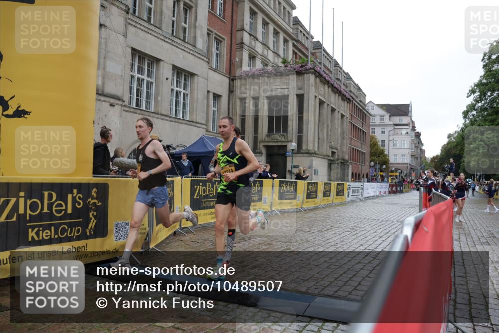 13.09.2026 - Kiel Lauf Yannick Fuchs http://msf.ph/oto/10489507 13.09.2026 11:23:59 Laufen 12244 meine-sportfotos.de