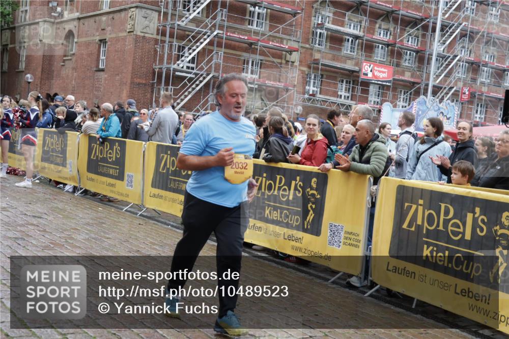 13.09.2026 - Kiel Lauf Yannick Fuchs http://msf.ph/oto/10489523 13.09.2026 11:24:40 Laufen 2008, 38, 2032, 1982 meine-sportfotos.de