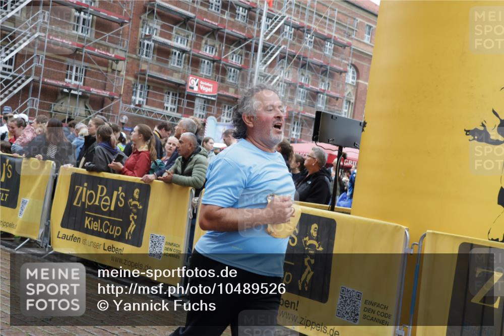 13.09.2026 - Kiel Lauf Yannick Fuchs http://msf.ph/oto/10489526 13.09.2026 11:24:41 Laufen 2, 19 meine-sportfotos.de