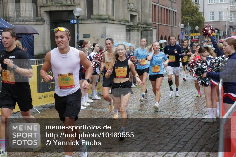 13.09.2026 - Kiel Lauf Yannick Fuchs http://msf.ph/oto/10489555 13.09.2026 11:41:24 Laufen 1, 39, 8572, 38, 8569, 7012, 989, 7592, 8007 meine-sportfotos.de