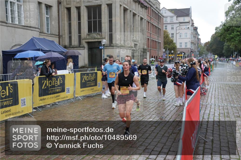 13.09.2026 - Kiel Lauf Yannick Fuchs http://msf.ph/oto/10489569 13.09.2026 11:41:31 Laufen 5084, 552 meine-sportfotos.de