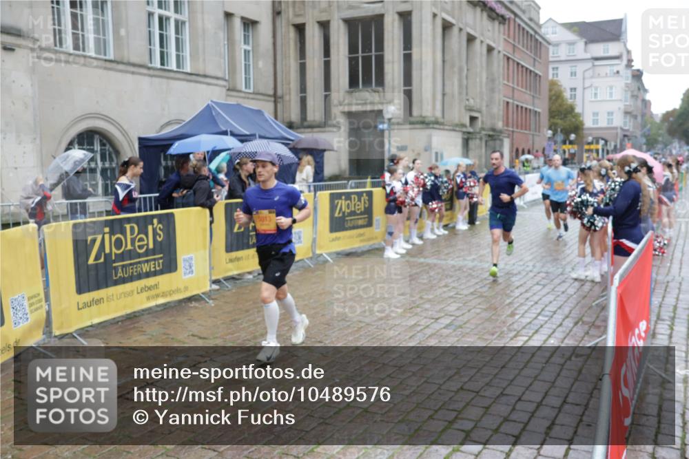 13.09.2026 - Kiel Lauf Yannick Fuchs http://msf.ph/oto/10489576 13.09.2026 11:41:34 Laufen 5013, 808 meine-sportfotos.de