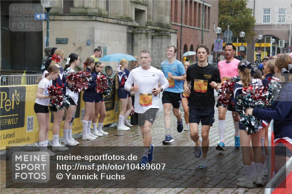 13.09.2026 - Kiel Lauf Yannick Fuchs http://msf.ph/oto/10489607 13.09.2026 11:41:55 Laufen 7858, 10373, 20, 09 meine-sportfotos.de
