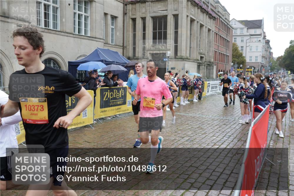 13.09.2026 - Kiel Lauf Yannick Fuchs http://msf.ph/oto/10489612 13.09.2026 11:41:57 Laufen 11011, 38, 10373 meine-sportfotos.de