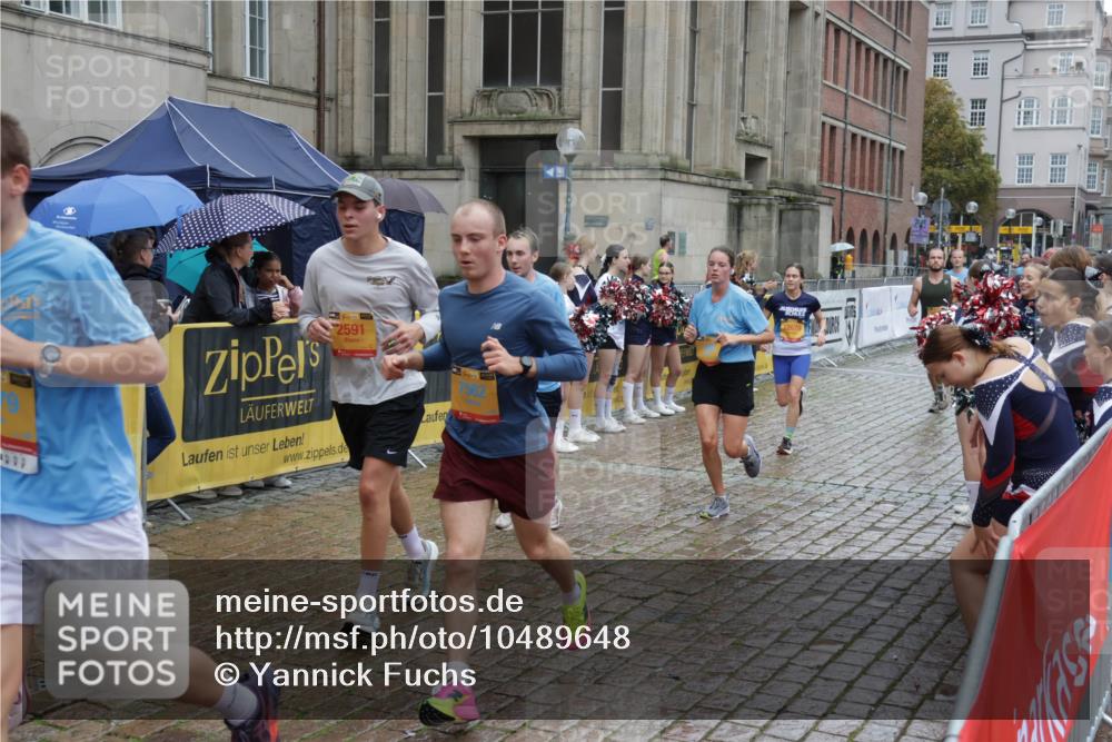 13.09.2026 - Kiel Lauf Yannick Fuchs http://msf.ph/oto/10489648 13.09.2026 11:42:31 Laufen 2591, 39, 7562 meine-sportfotos.de