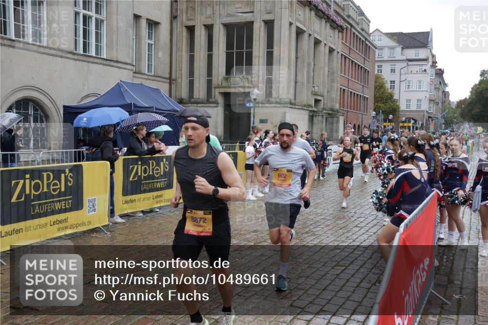 13.09.2026 - Kiel Lauf Yannick Fuchs http://msf.ph/oto/10489661 13.09.2026 11:42:39 Laufen 3942, 8872, 602 meine-sportfotos.de