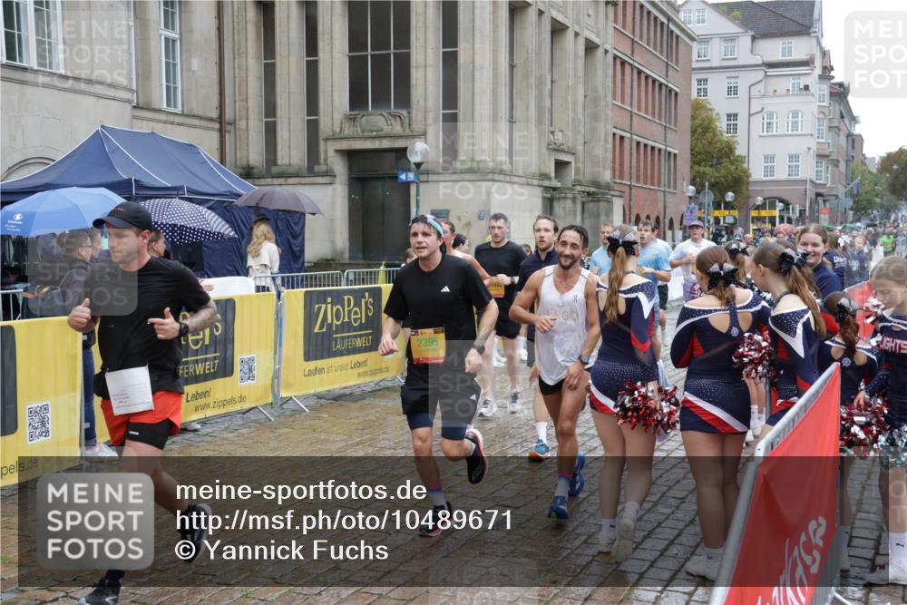 13.09.2026 - Kiel Lauf Yannick Fuchs http://msf.ph/oto/10489671 13.09.2026 11:42:45 Laufen 2395, 660 meine-sportfotos.de