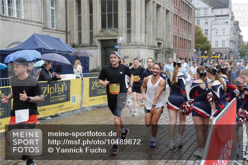 13.09.2026 - Kiel Lauf Yannick Fuchs http://msf.ph/oto/10489672 13.09.2026 11:42:45 Laufen 2395, 12660 meine-sportfotos.de