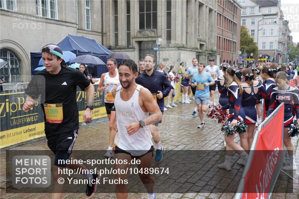 13.09.2026 - Kiel Lauf Yannick Fuchs http://msf.ph/oto/10489674 13.09.2026 11:42:46 Laufen 33, 2395, 639 meine-sportfotos.de