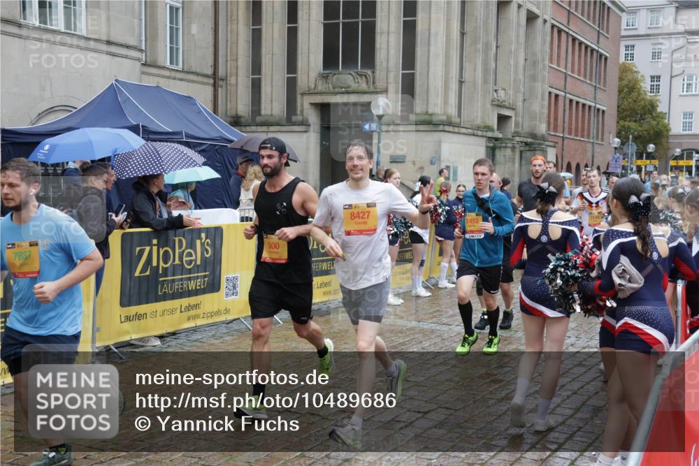 13.09.2026 - Kiel Lauf Yannick Fuchs http://msf.ph/oto/10489686 13.09.2026 11:42:50 Laufen 4, 39, 7887, 500, 8427, 7453 meine-sportfotos.de