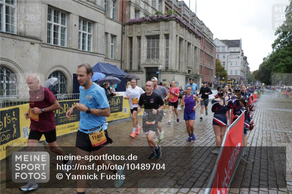 13.09.2026 - Kiel Lauf Yannick Fuchs http://msf.ph/oto/10489704 13.09.2026 11:42:56 Laufen 11492, 6199 meine-sportfotos.de