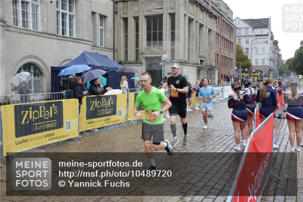 13.09.2026 - Kiel Lauf Yannick Fuchs http://msf.ph/oto/10489720 13.09.2026 11:43:03 Laufen 378, 5875 meine-sportfotos.de