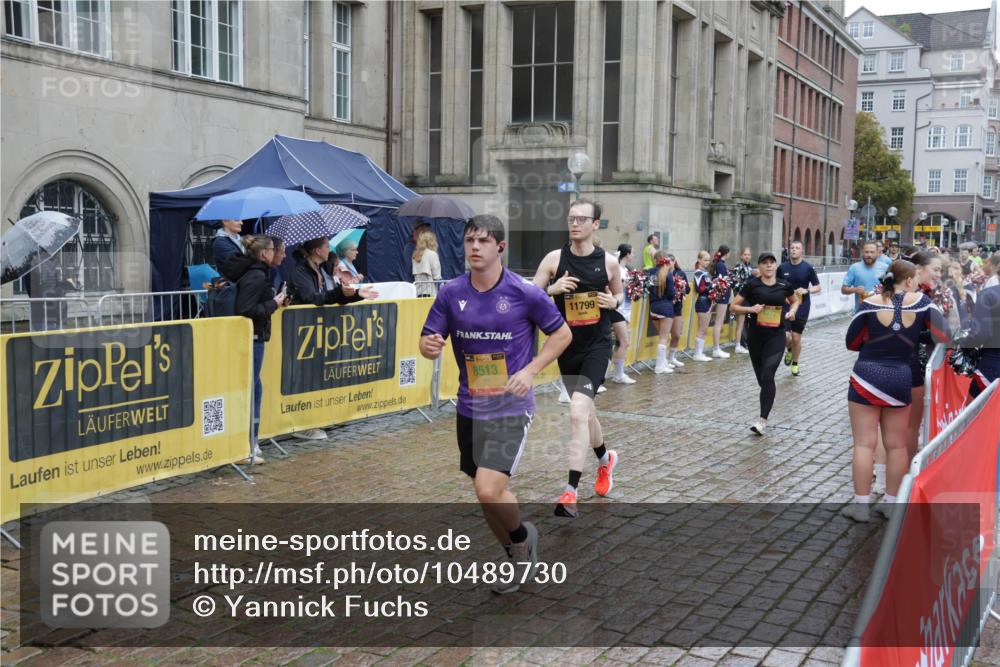 13.09.2026 - Kiel Lauf Yannick Fuchs http://msf.ph/oto/10489730 13.09.2026 11:43:10 Laufen 11799, 8513 meine-sportfotos.de