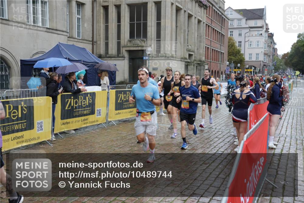 13.09.2026 - Kiel Lauf Yannick Fuchs http://msf.ph/oto/10489744 13.09.2026 11:43:15 Laufen 46 meine-sportfotos.de