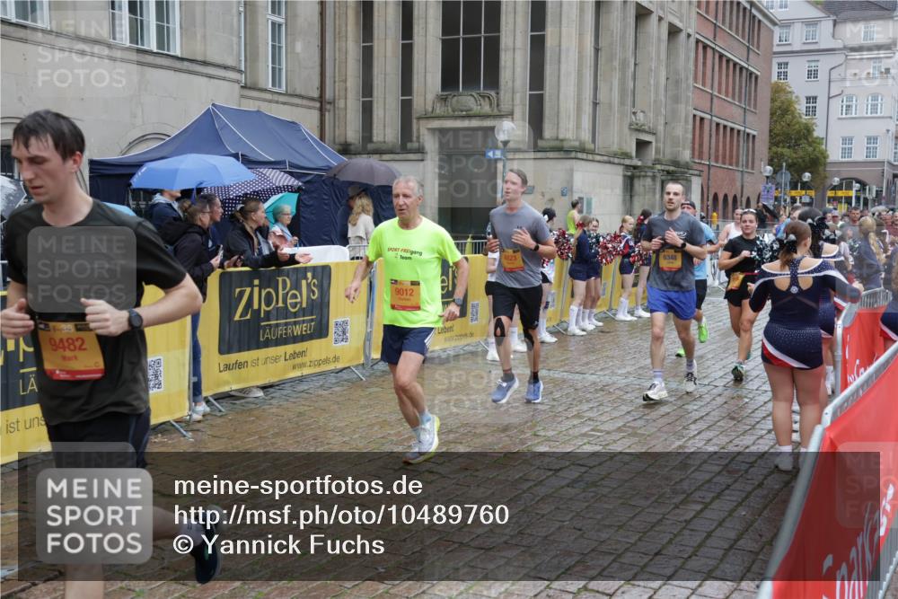 13.09.2026 - Kiel Lauf Yannick Fuchs http://msf.ph/oto/10489760 13.09.2026 11:43:21 Laufen 9482, 9012, 6348, 4823 meine-sportfotos.de