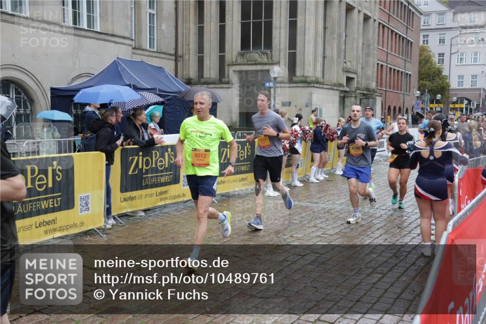 13.09.2026 - Kiel Lauf Yannick Fuchs http://msf.ph/oto/10489761 13.09.2026 11:43:21 Laufen 0, 9012, 4823, 6348 meine-sportfotos.de